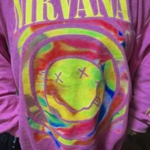 Nirvana Sweatshirt womens size L/XL Pink
